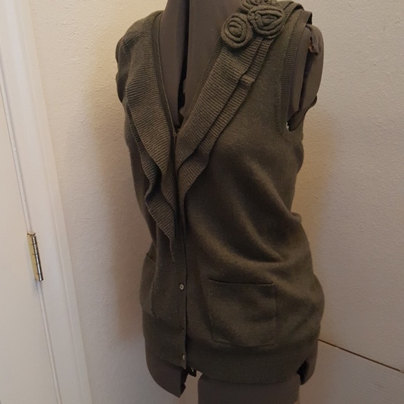 J Crew sweater vest new condition - Picture 3 of 4